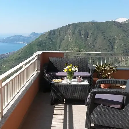 Appartement Apartment Forza D'Agro *